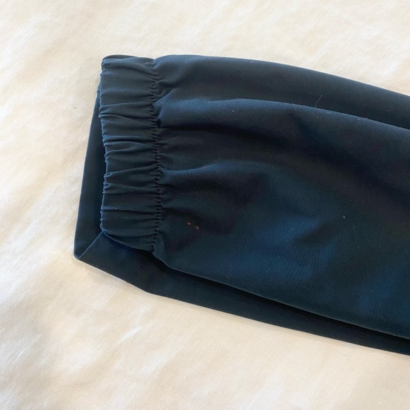 Banana Republic Men's Motion Tech Hybrid Pant Jogger - 32x30 - Picture 12 of 13